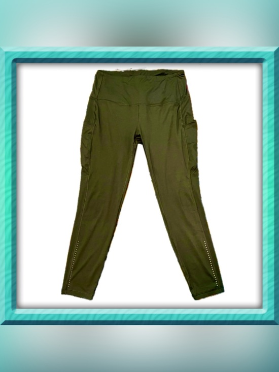 Pants - Leggings pants - Unknown brand Green Workout - size is approx Large. Pockets
